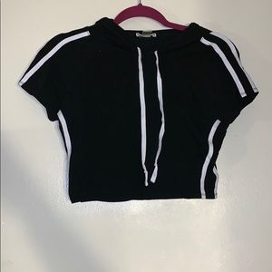 hooded crop top tee